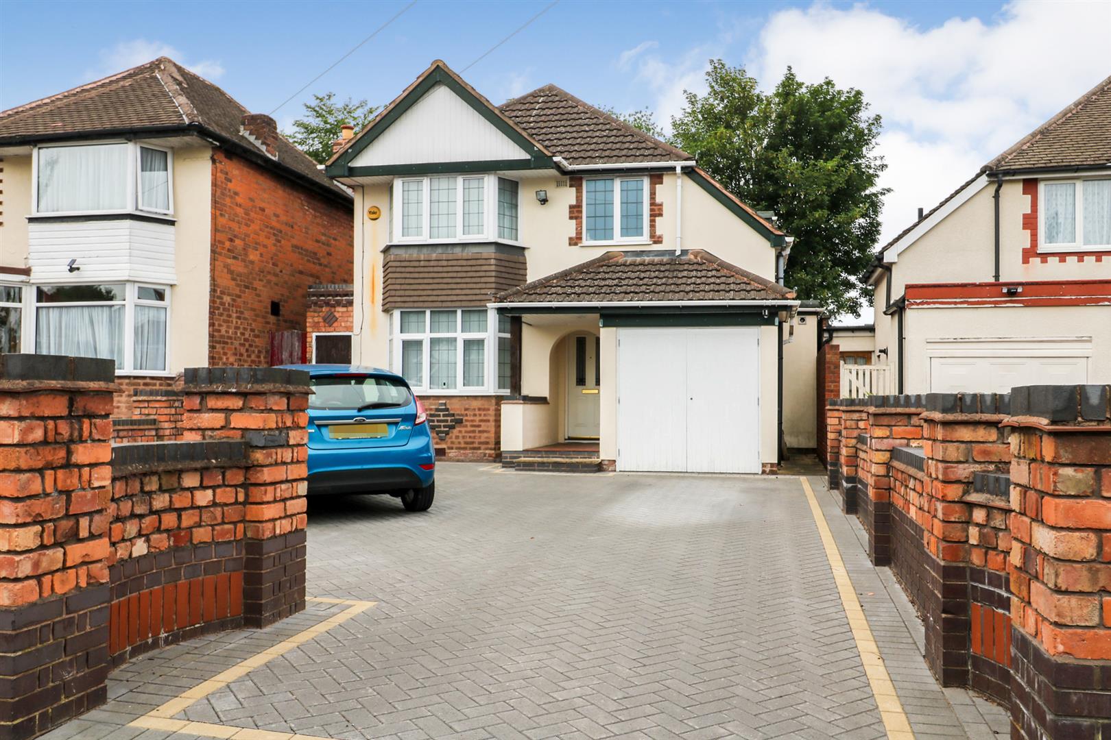 Westwood Road, Sutton Coldfield, B73 6UG Aston Knowles